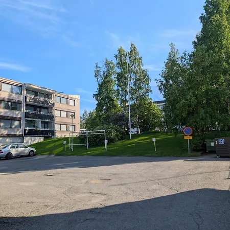 7 - Comfy With Sauna, Private Parking *