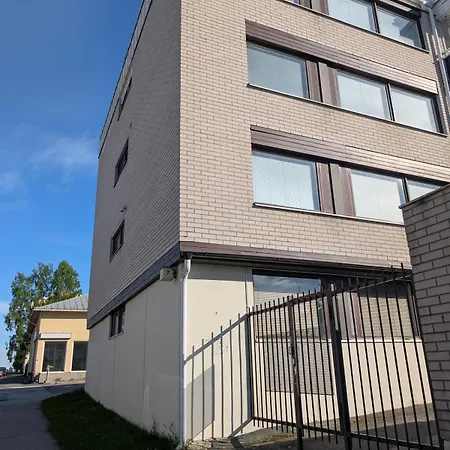 7 - Comfy With Sauna, Private Parking Kemi